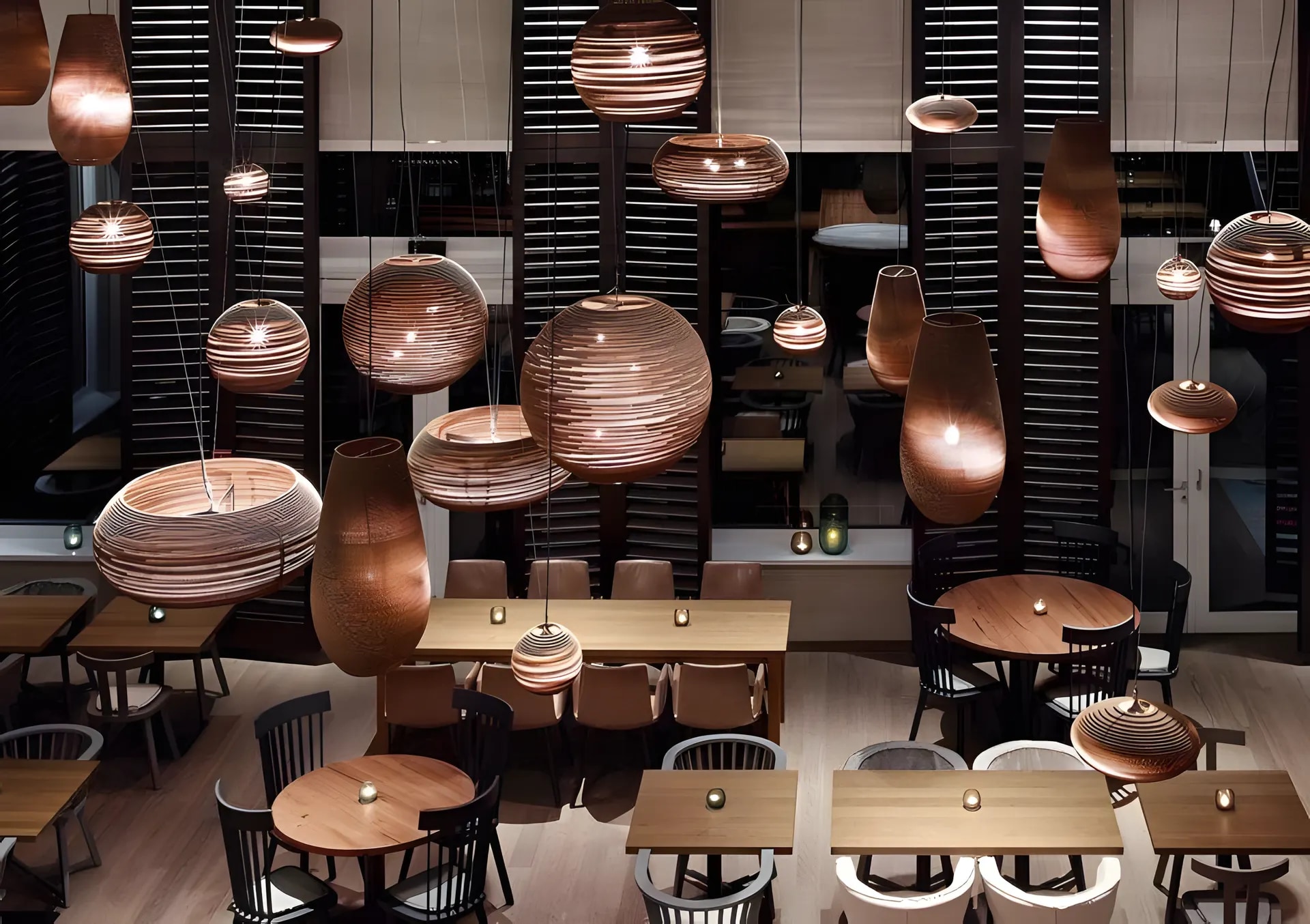 Restaurants & Bars