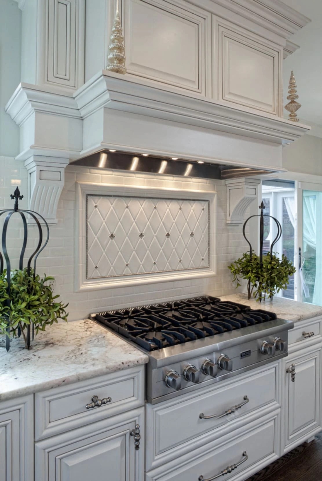 Custom Kitchens — Examples 31